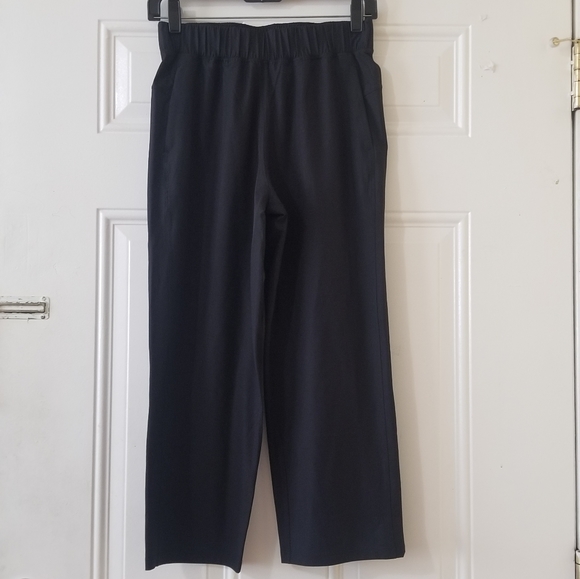 Lululemon Stretch High Rise Cropped Pant Size 4 - Picture 1 of 11